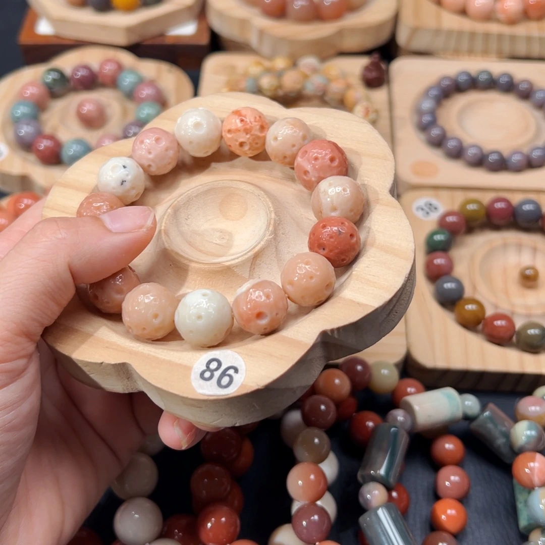 简****石英质玉未镶嵌手链