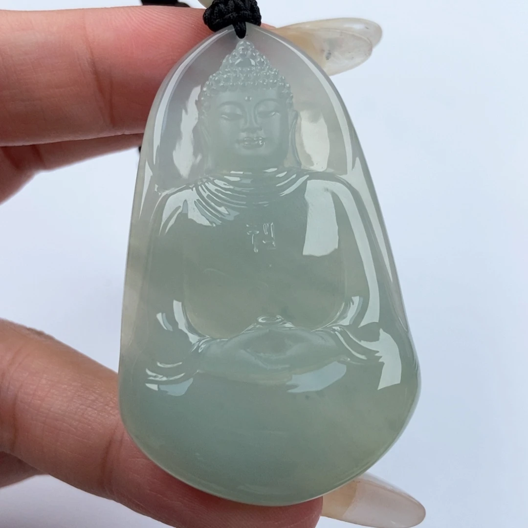 颈饰未镶嵌翡翠大日如来佛
