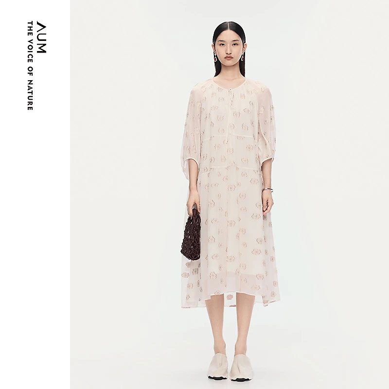 【FaFa裙】AUM噢姆新款夏日漫游提花剪花肌理娃娃裙连衣裙M1FZ31076