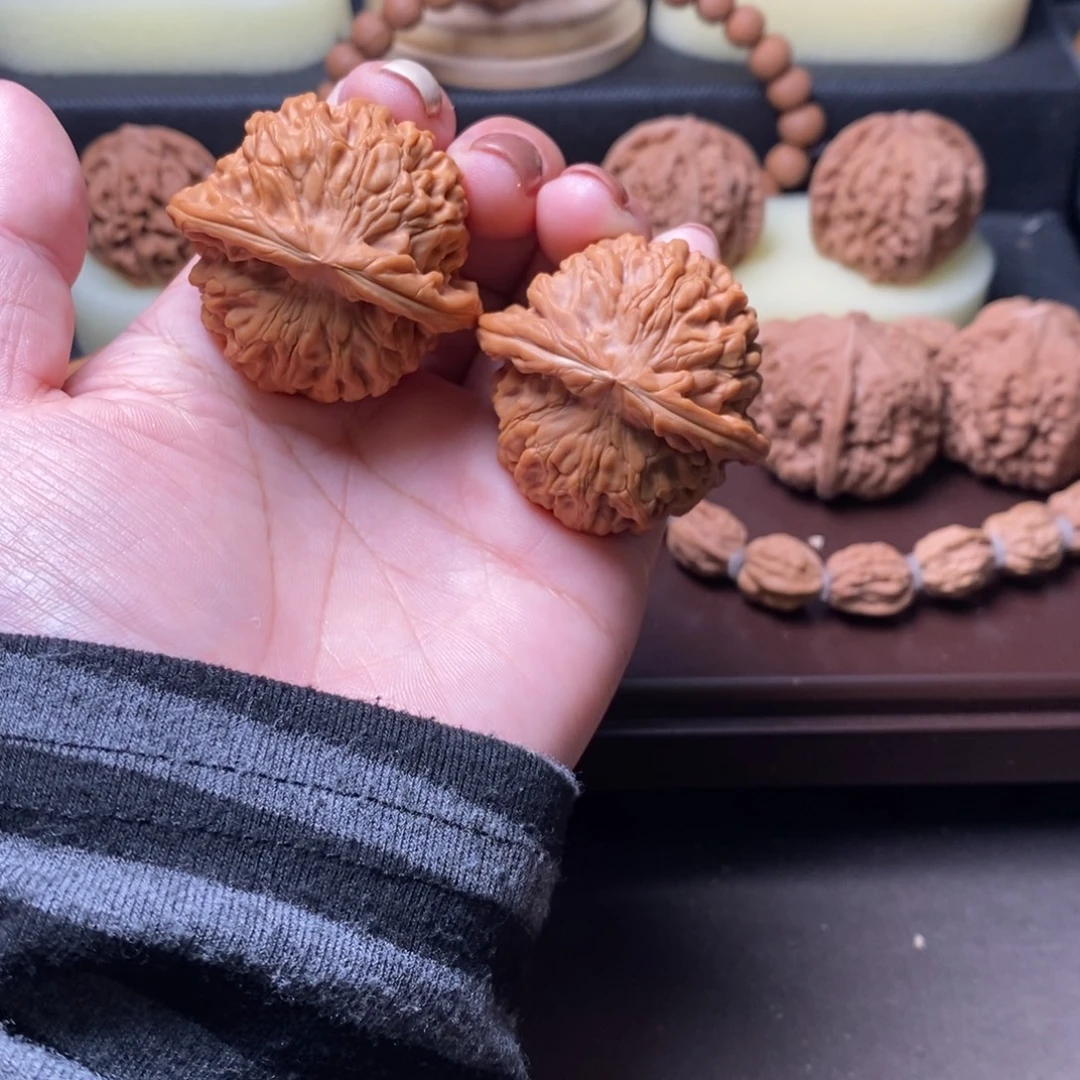 文玩核桃吊坠天地