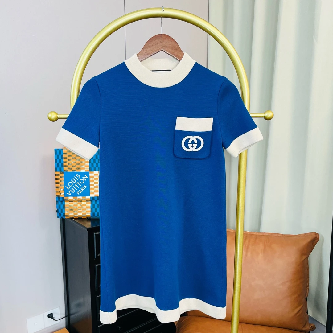 99新 GUCCI/古驰 白蓝大logo连衣裙 xs码 99新