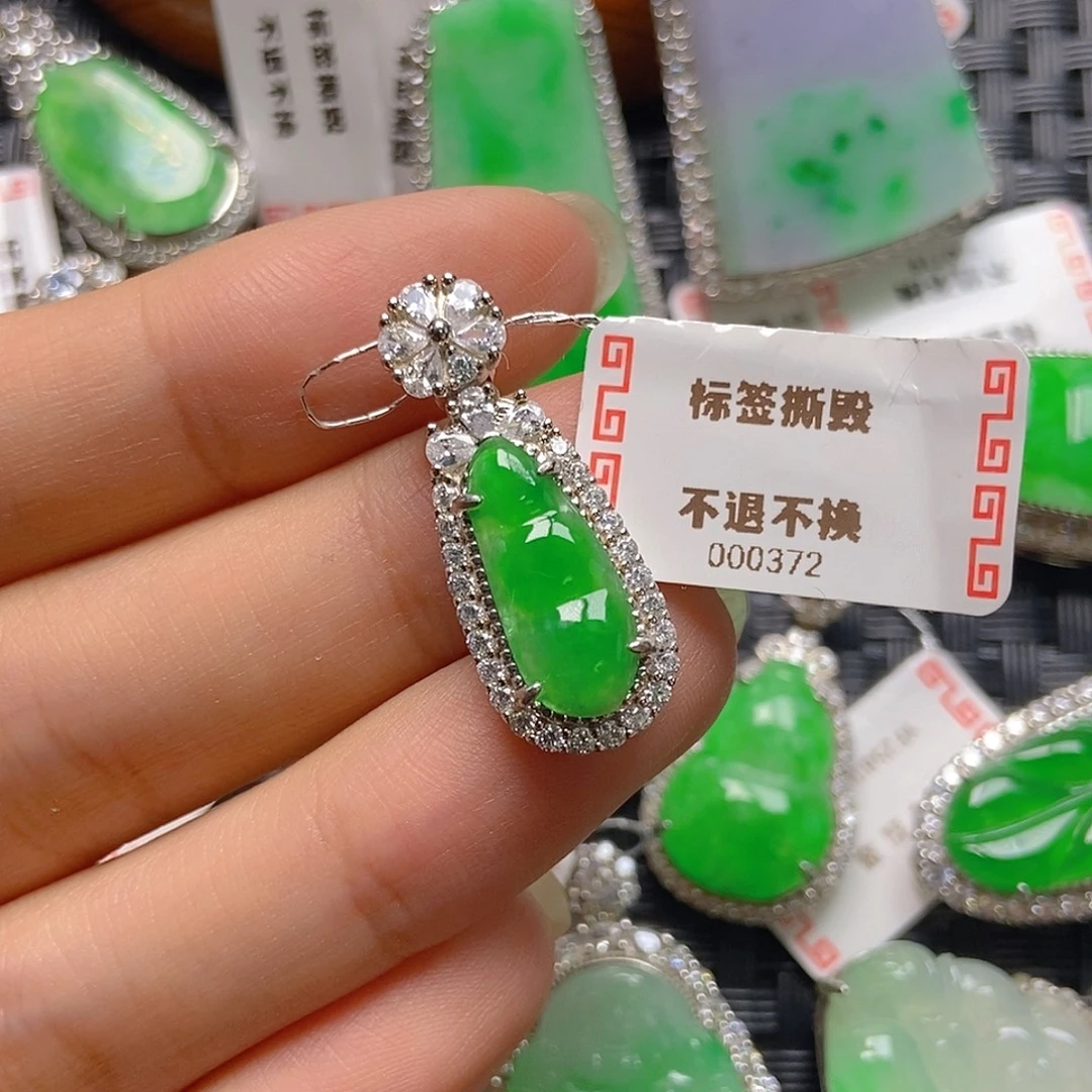 翡翠银S925镶嵌颈饰