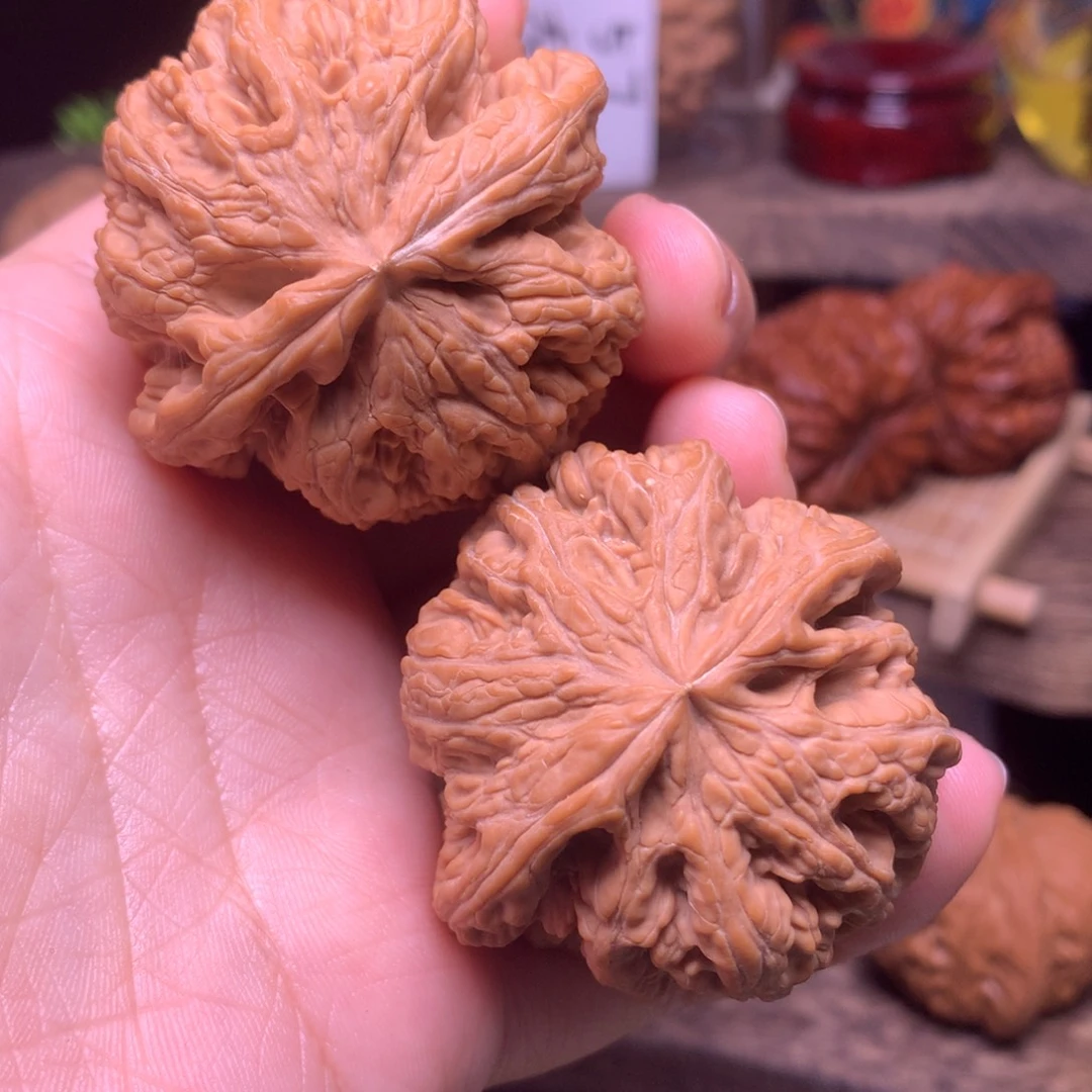 文玩核桃吊坠46粗筋全品