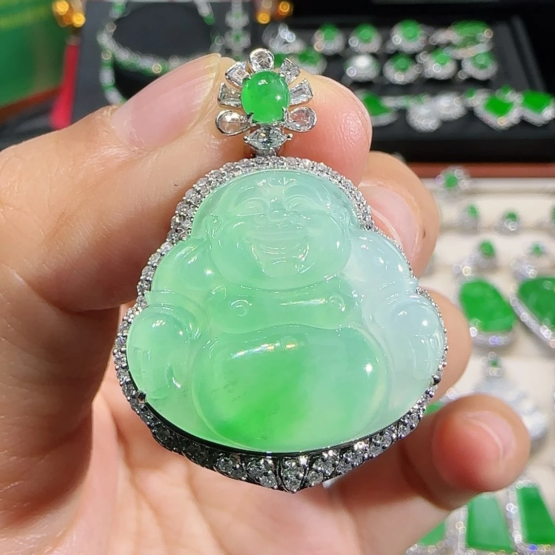 翡翠吊坠(不含链)18K金镶嵌