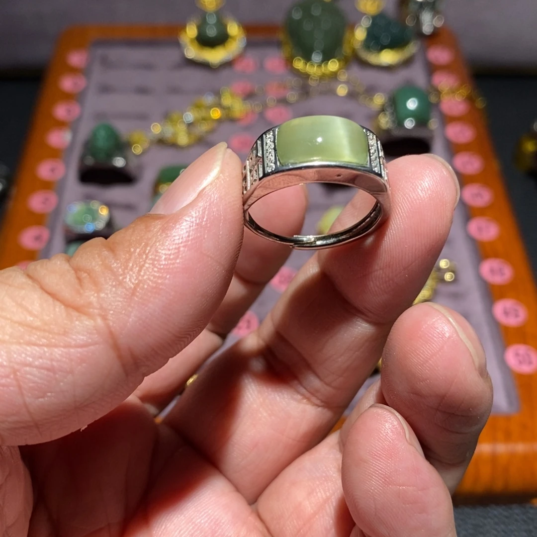 和田玉（碧玉）未镶嵌戒指