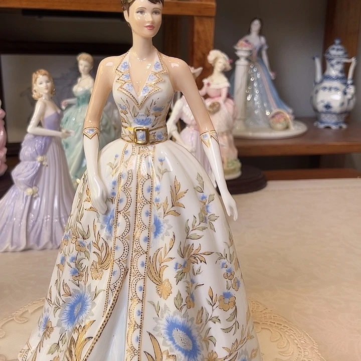 杯欧洲中古瓷器摆件