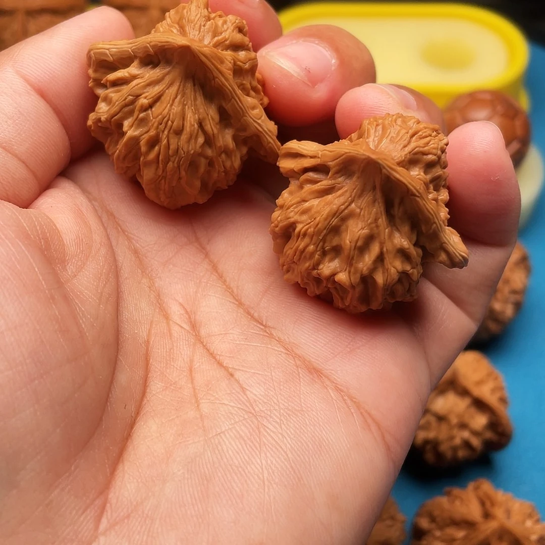 文玩核桃把件紫*鸳鸯