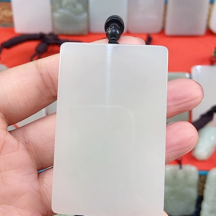 【闪购商品】颈饰未镶嵌和田玉