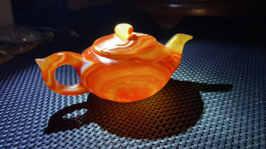 天然玛瑙 玛瑙摆件——把把壶