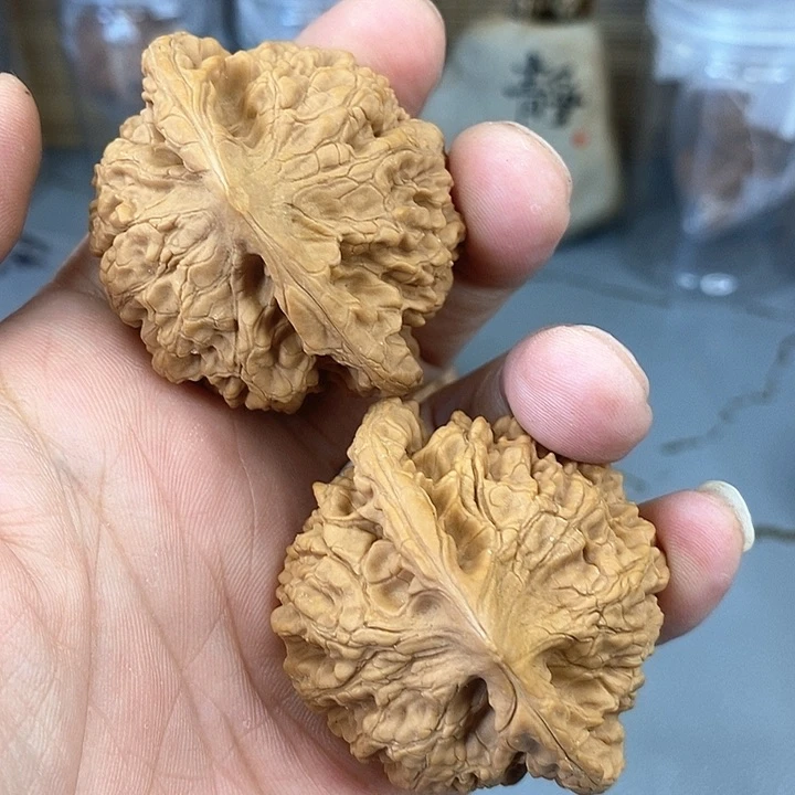 文玩核桃把件萍**逢官帽龙顶