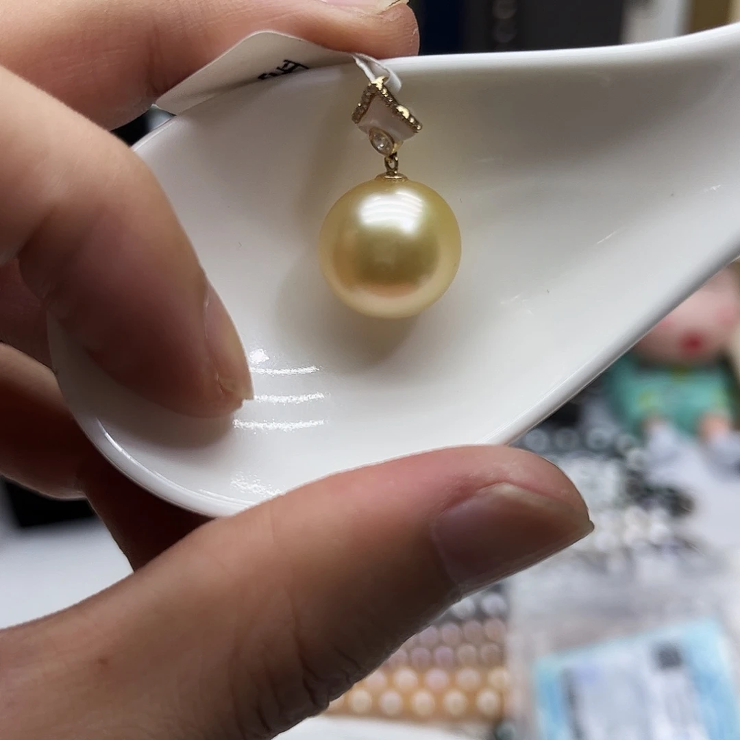 颈饰未镶嵌海水珍珠