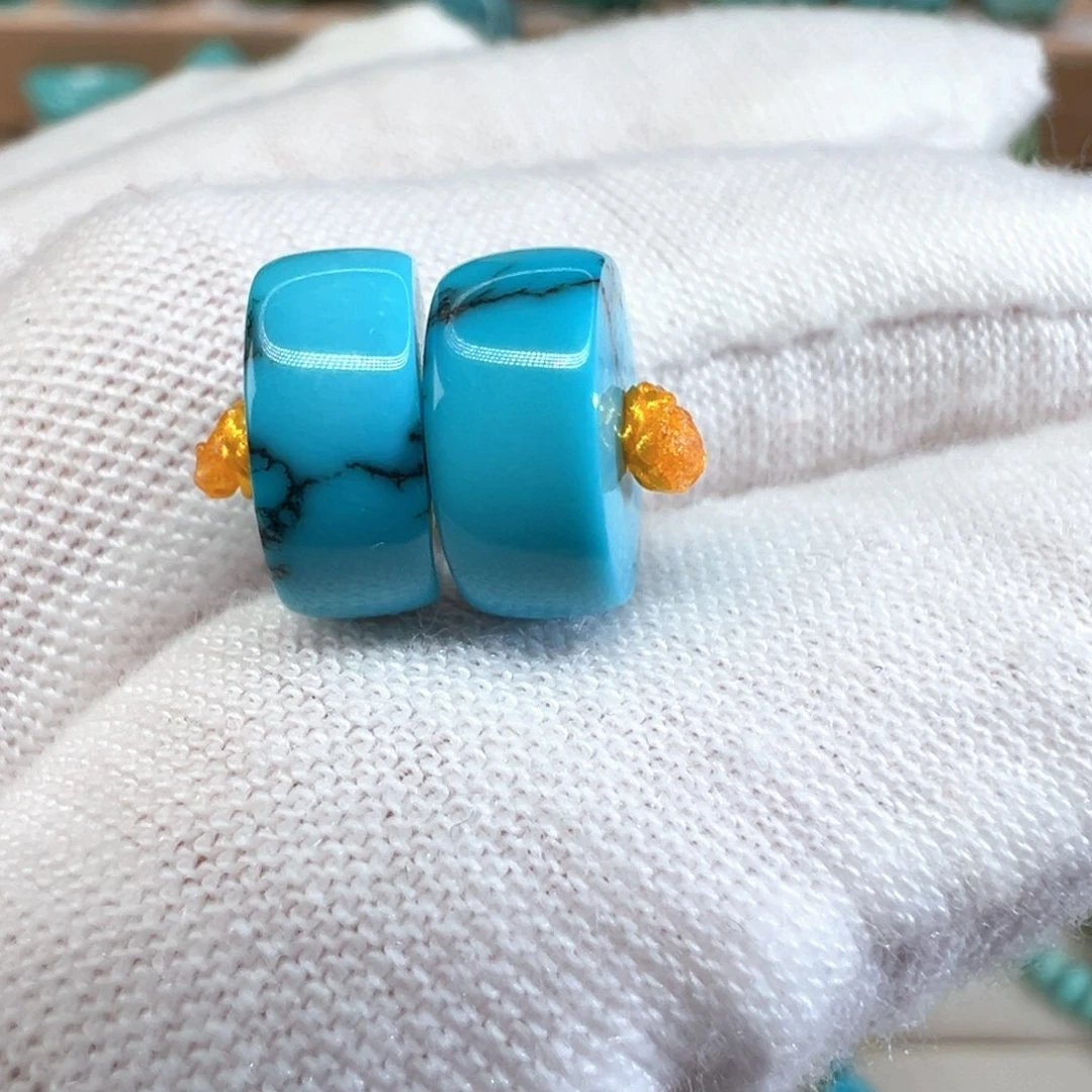 绿松石配饰未镶嵌