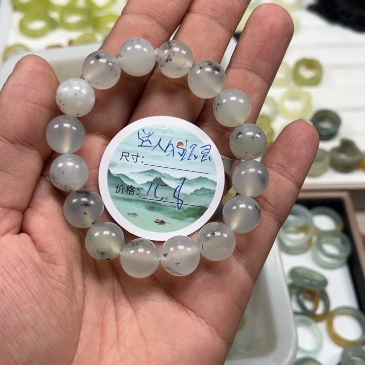 蛇纹石玉戒指合金迷****?