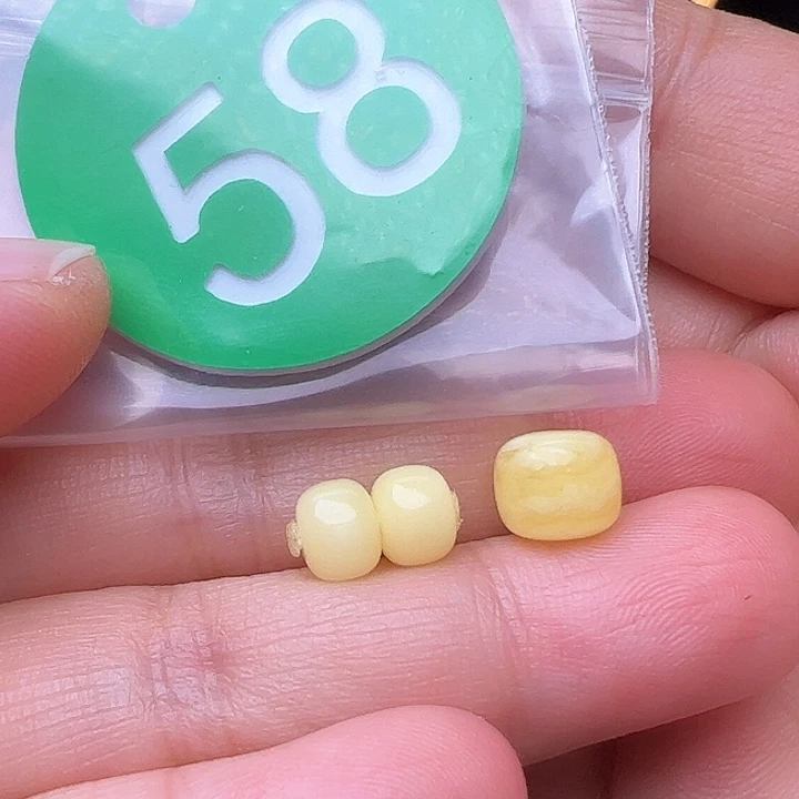 蜜蜡裸石未镶嵌吃****丘6-8m m