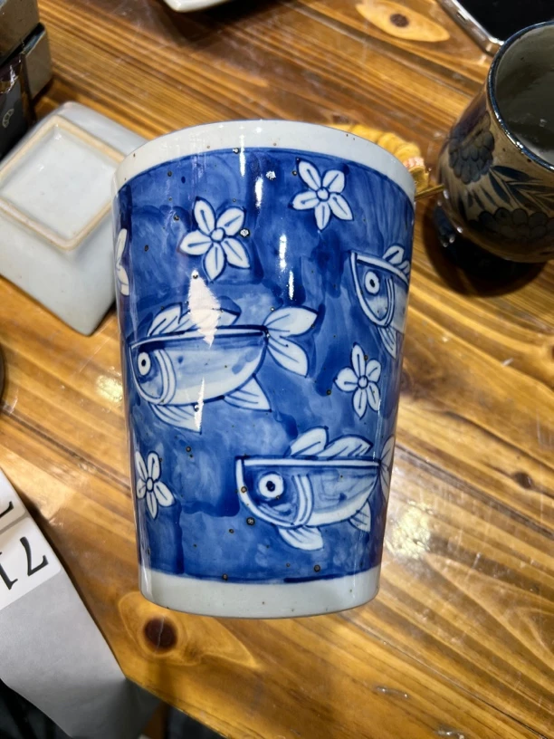 手绘提梁冰桶釉下手绘