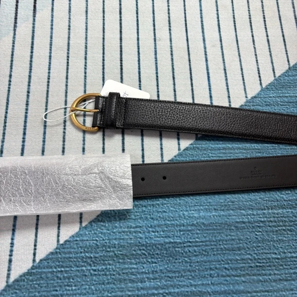 未使用 GUCCI/古驰 黑色金扣腰带