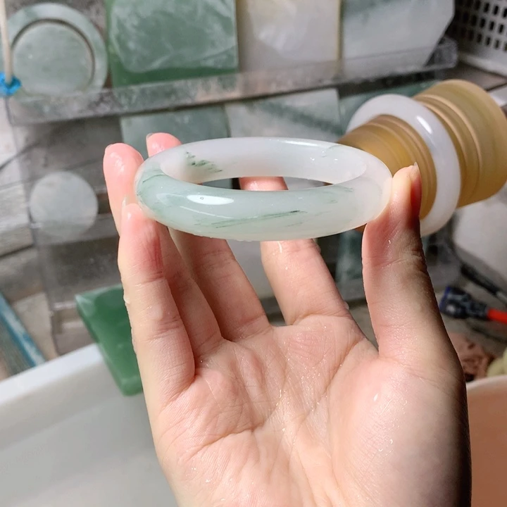 禾***号定制石英质玉（天山翠）