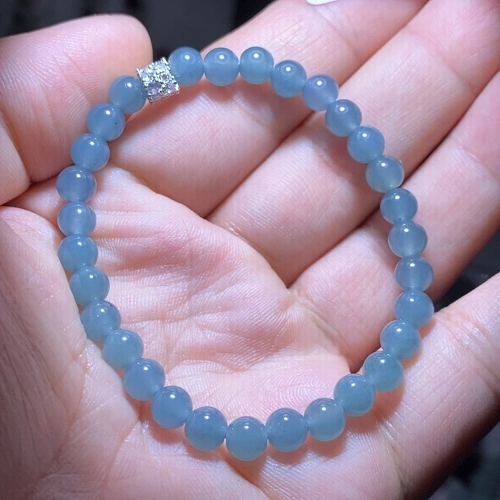 翡翠颈饰未镶嵌好