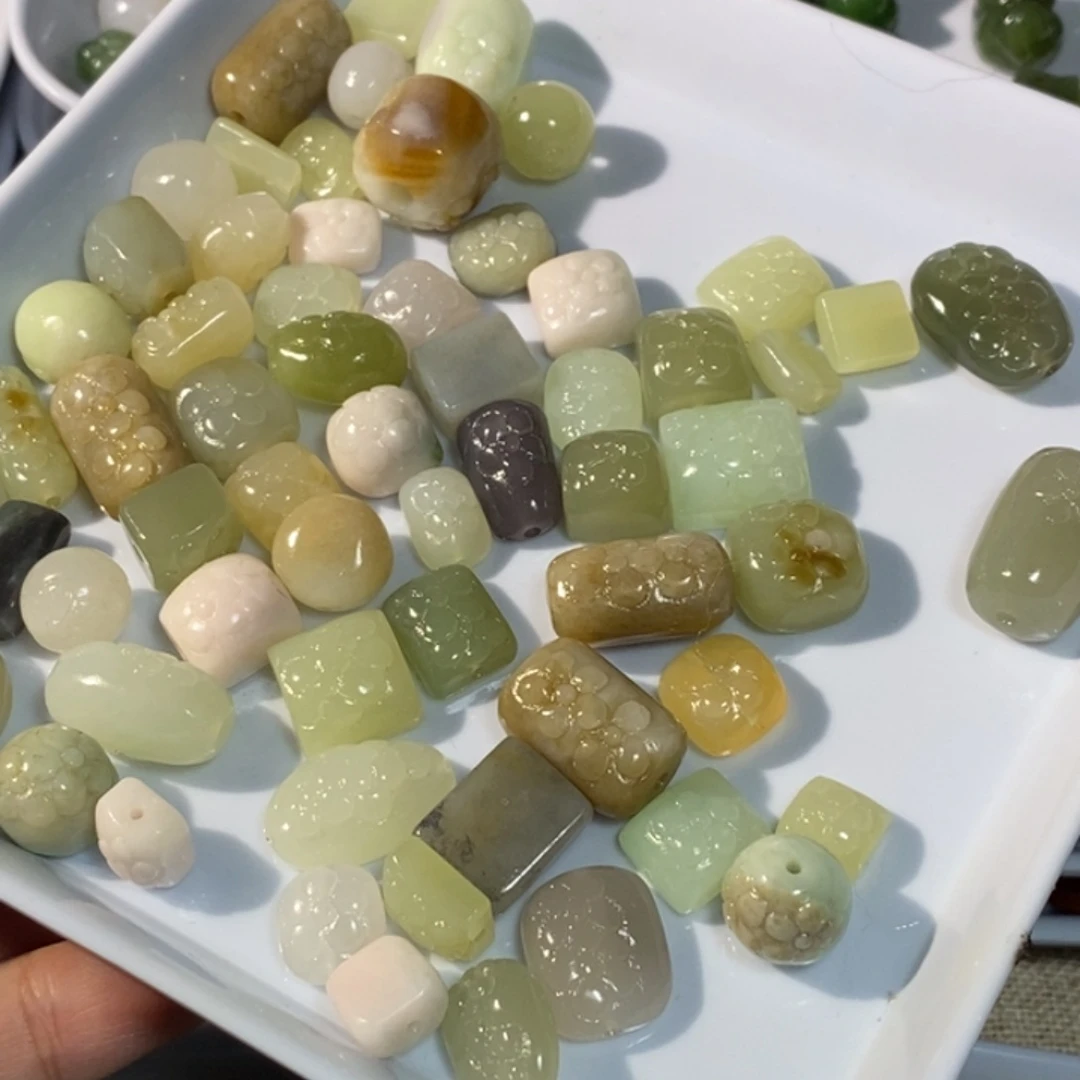 和田玉未镶嵌手链微瑕发二