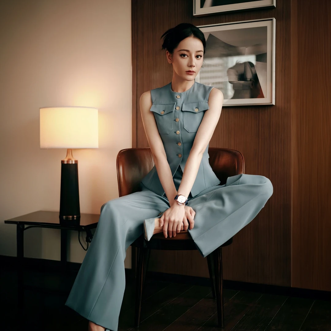 热巴同款上衣夏季高级感气质套装女修身西装马甲直筒阔腿裤两件套