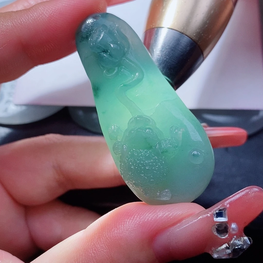 定制翡翠未镶嵌翡翠