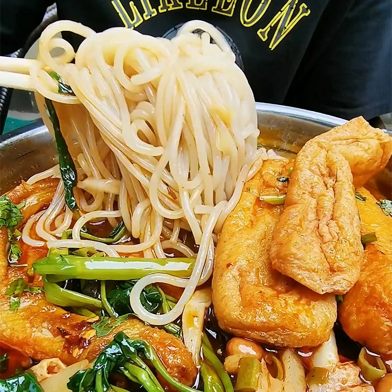 柳州特色冰鲜螺蛳粉正宗广西米粉速食厂家冷运