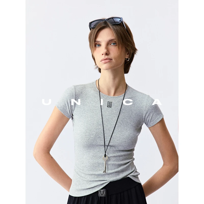 UNICA/精致基础_细腻罗纹显瘦小马图腾刺绣简约搭配紧身弹力棉T恤