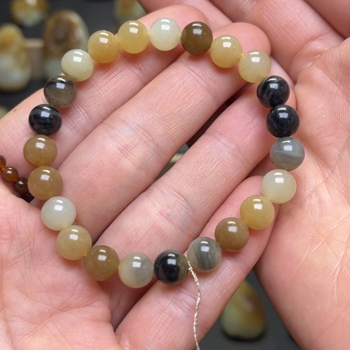 和田玉（糖玉）未镶嵌颈饰