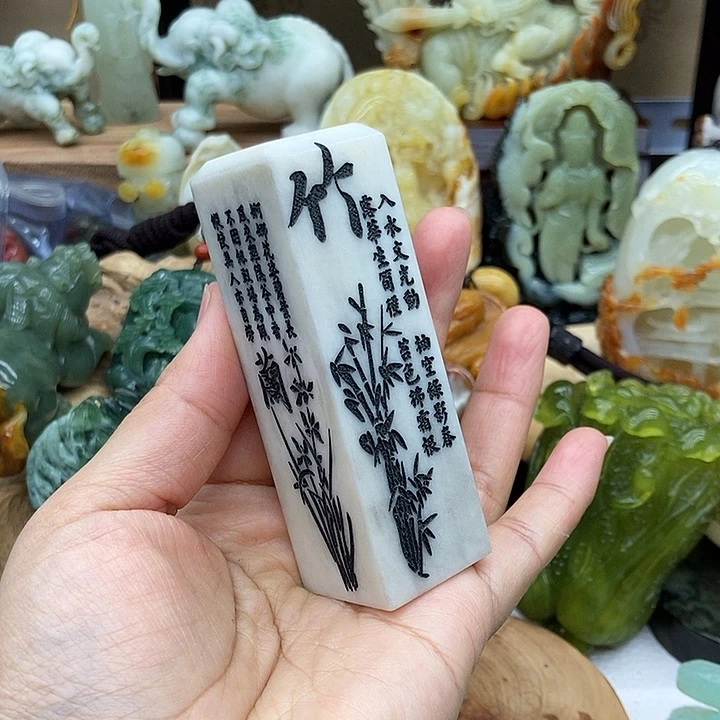 岫玉手把件未镶嵌