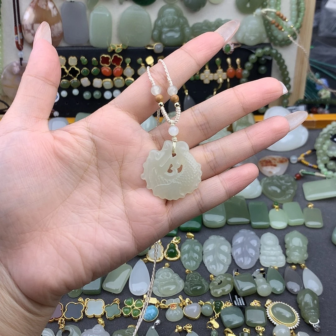 和田玉未镶嵌吊坠(不含链)