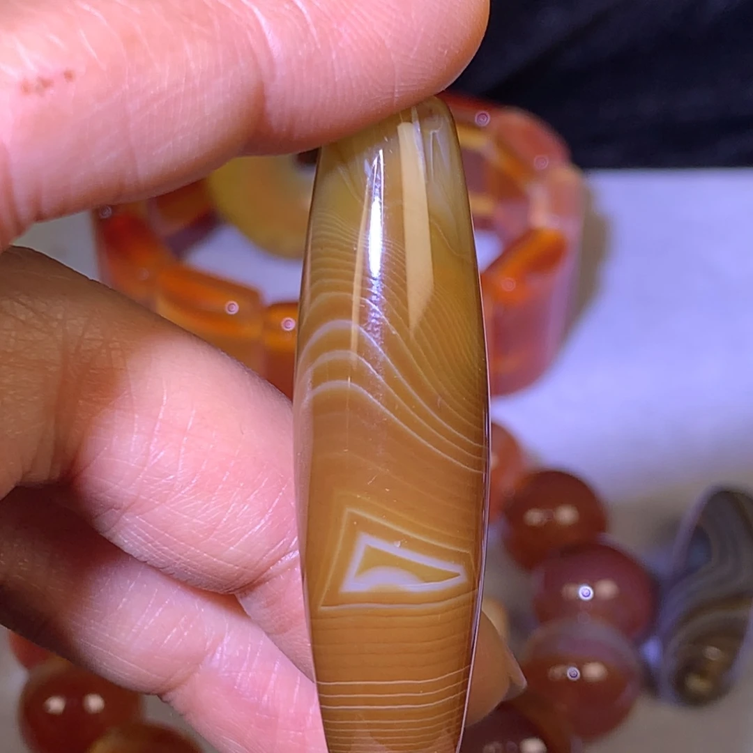 未镶嵌颈饰玛瑙/玉髓