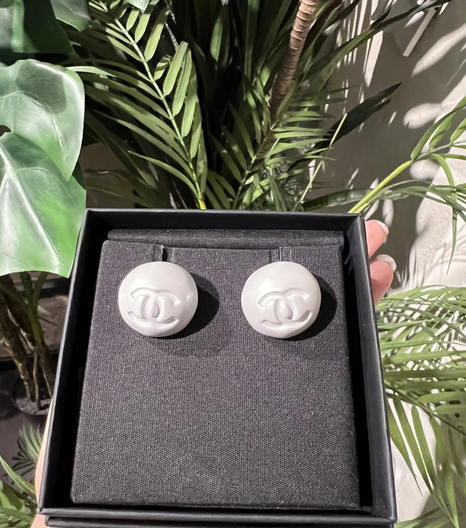 未使用 Chanel/香奈儿 HIHI25C双C珍珠耳钉中号JL