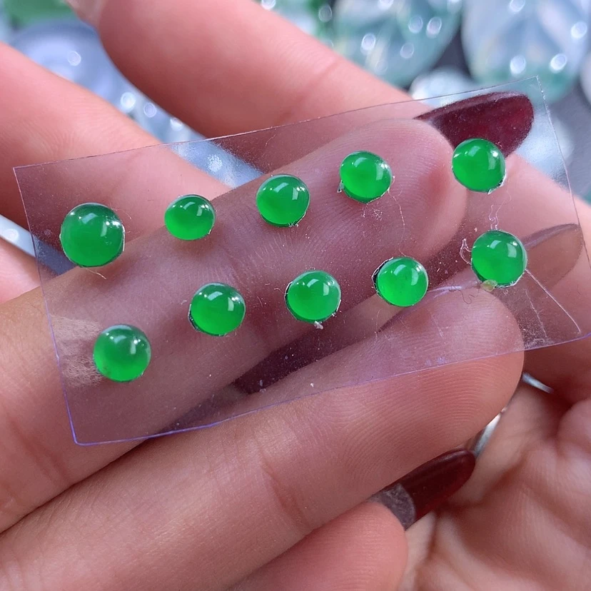 【闪购商品】翡翠颈饰未镶嵌缅甸翡翠