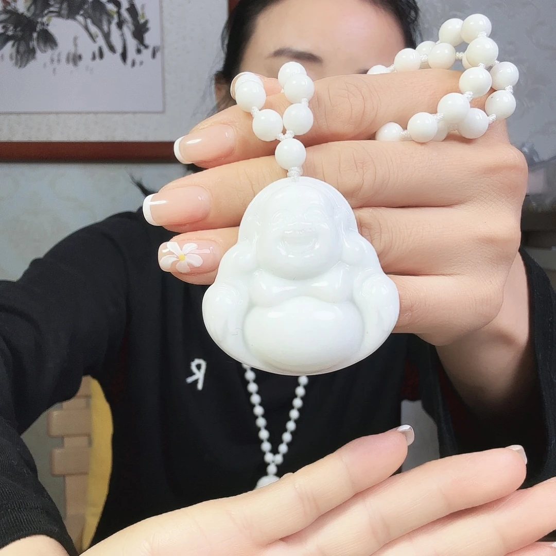 蛇纹石玉未镶嵌颈饰