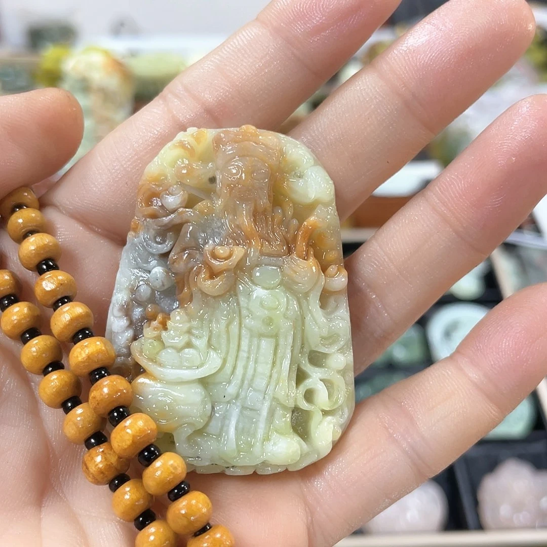 蛇纹石玉颈饰合金