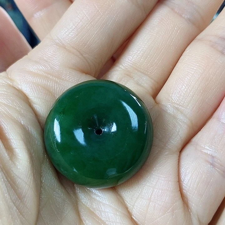 和田玉未镶嵌吊坠(不含链)