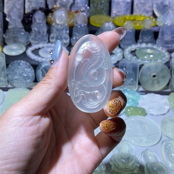 暴***哥岫玉未镶嵌吊坠吊坠