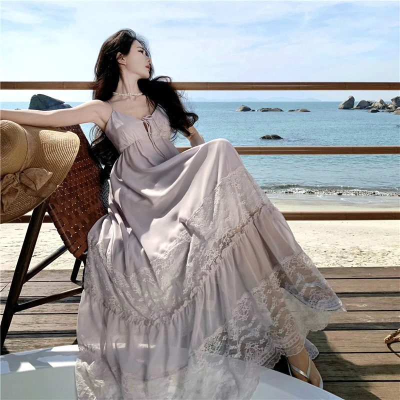法式浪漫唯美蕾丝吊带裙女夏季波西米亚风海边拍照露背收腰连衣裙