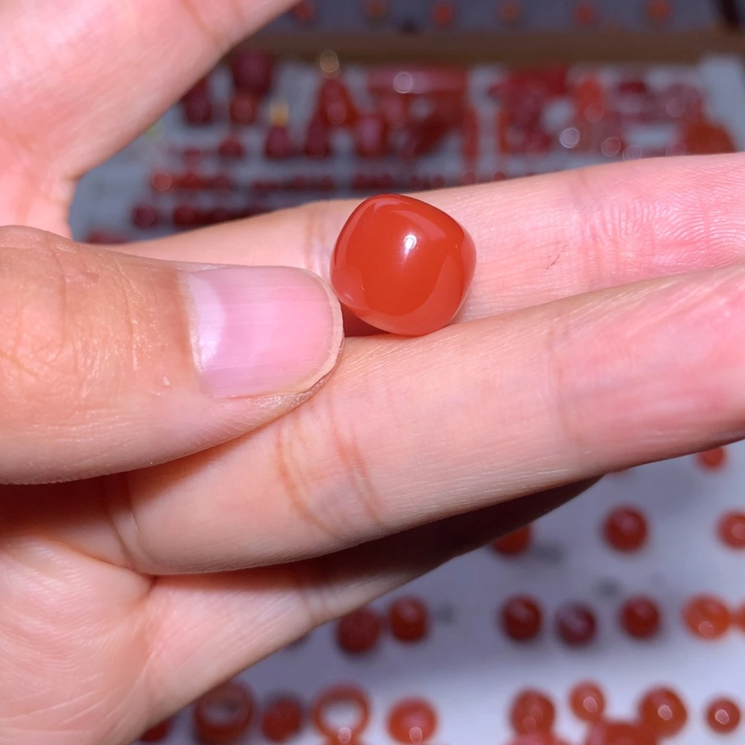 南红玛瑙保山辣椒红老型老型未镶嵌11.9×11