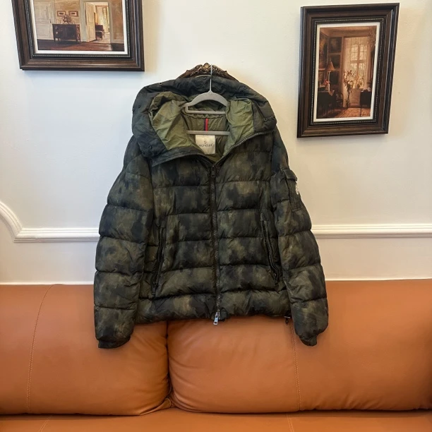 95新 MONCLER 5码-迷彩羽绒服#4191