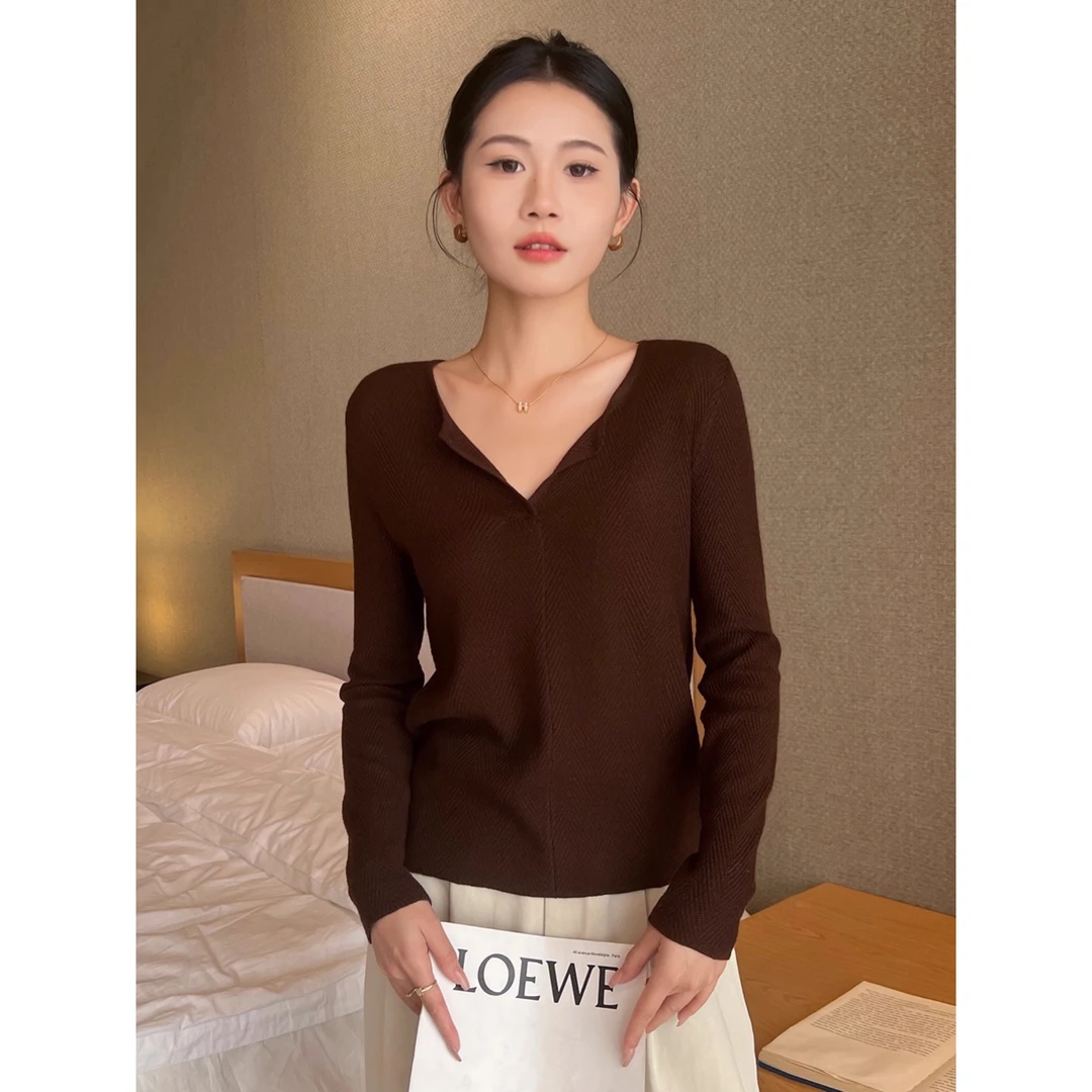 咖色v领针织打底衫女2025新款秋装可外穿毛衣长袖内搭上衣高级感