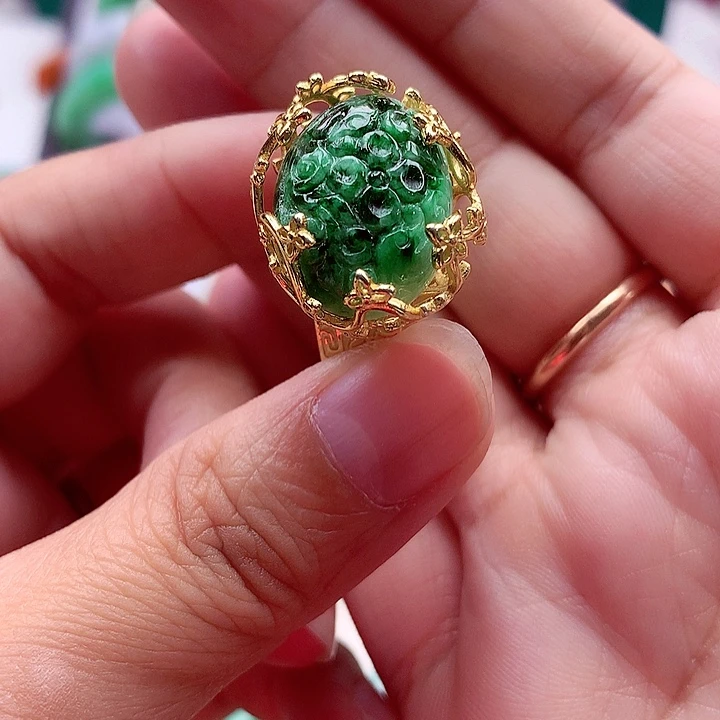 翡翠银S925镶嵌颈饰翡翠