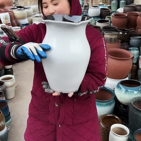 口20高32瑕疵盆子。