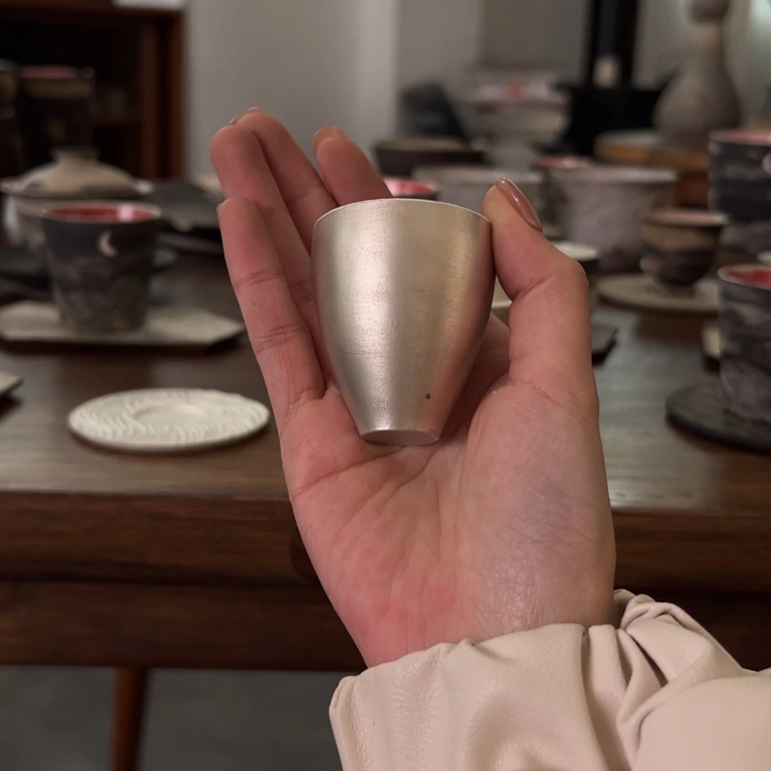 摆件陶瓷。      陶瓷。      