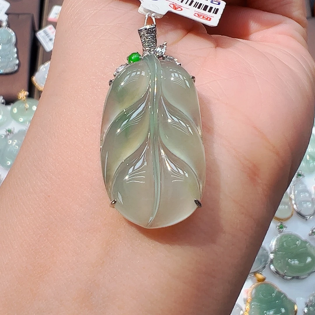 翡翠18K金镶嵌吊坠(不含链)叶子