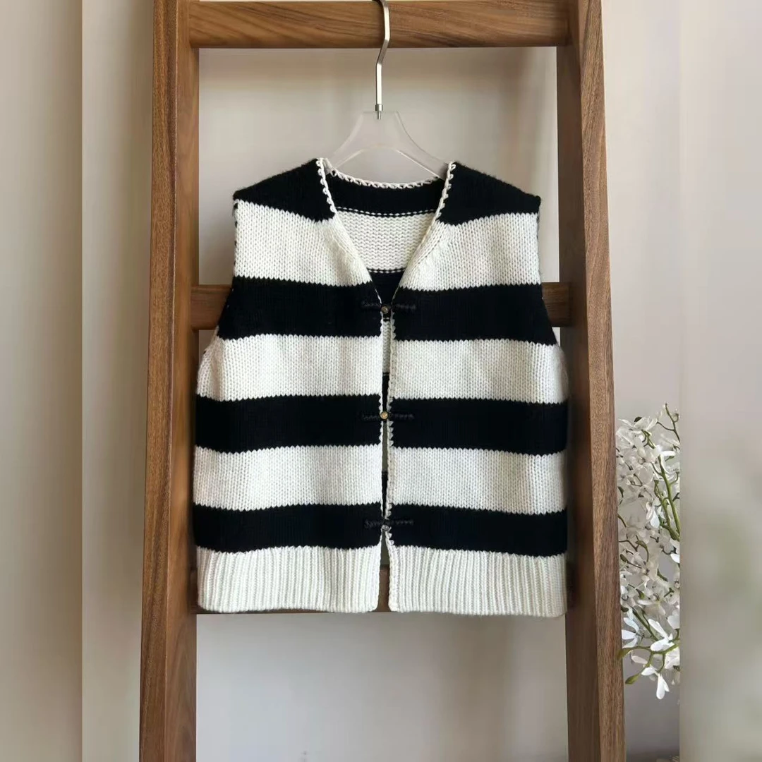 Luxe绒序 丝羊绒黑白拼色条纹针织v领背心秋冬休闲百搭马甲