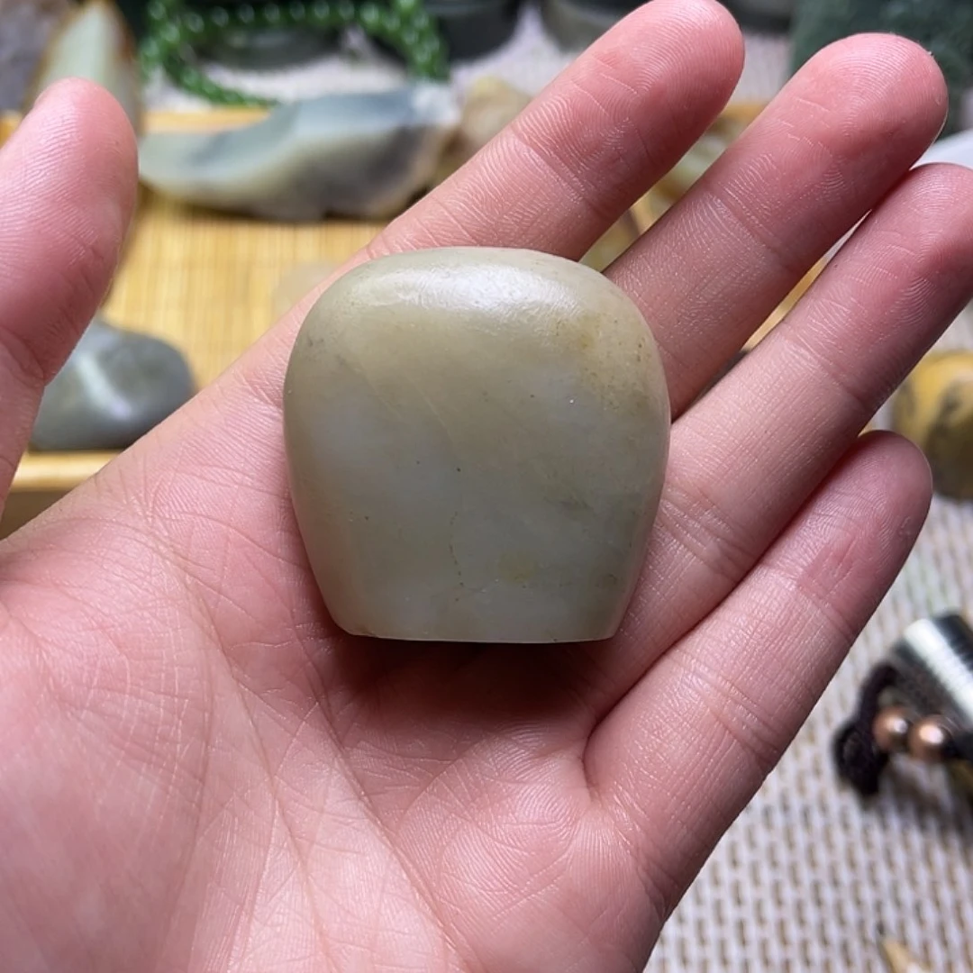 未镶嵌和田玉车挂