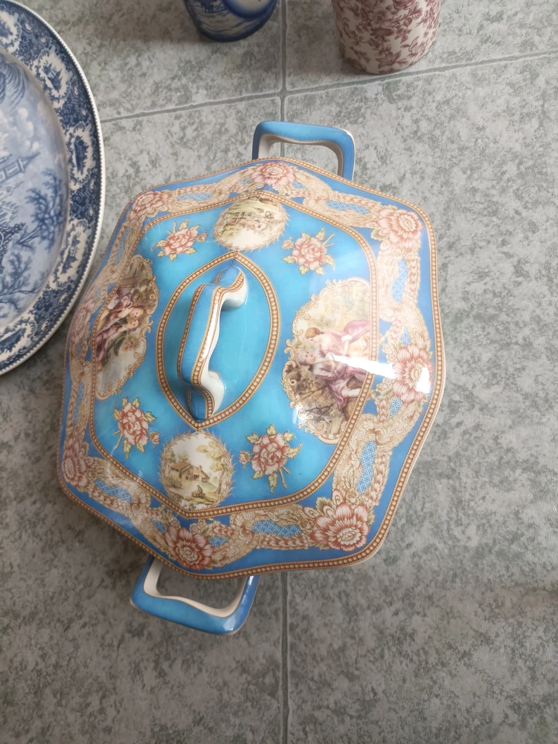 雅顿黑瓷蓝色罗密欧与朱丽叶汤锅