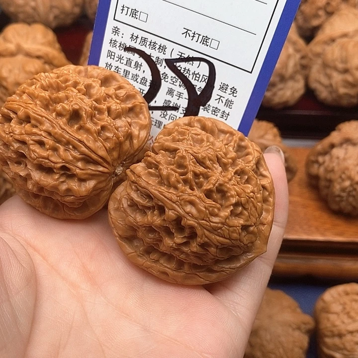 桃核吊坠水龙纹狮子头45