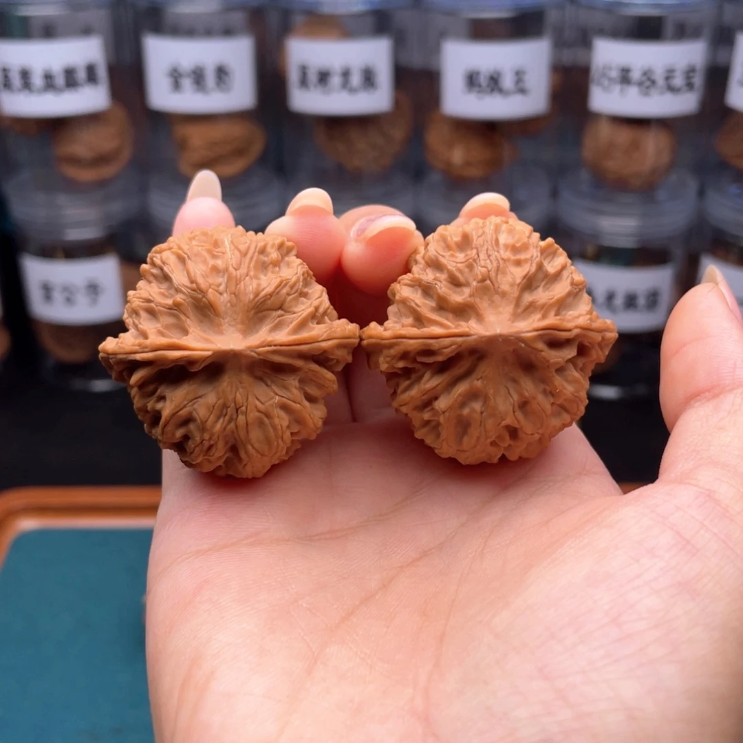 桃核吊坠40尺全品苹果园